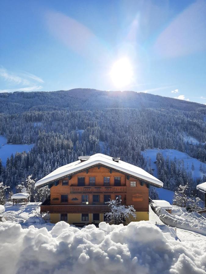 Landhof Kreuzsalgut Apartamento Wagrain Exterior foto